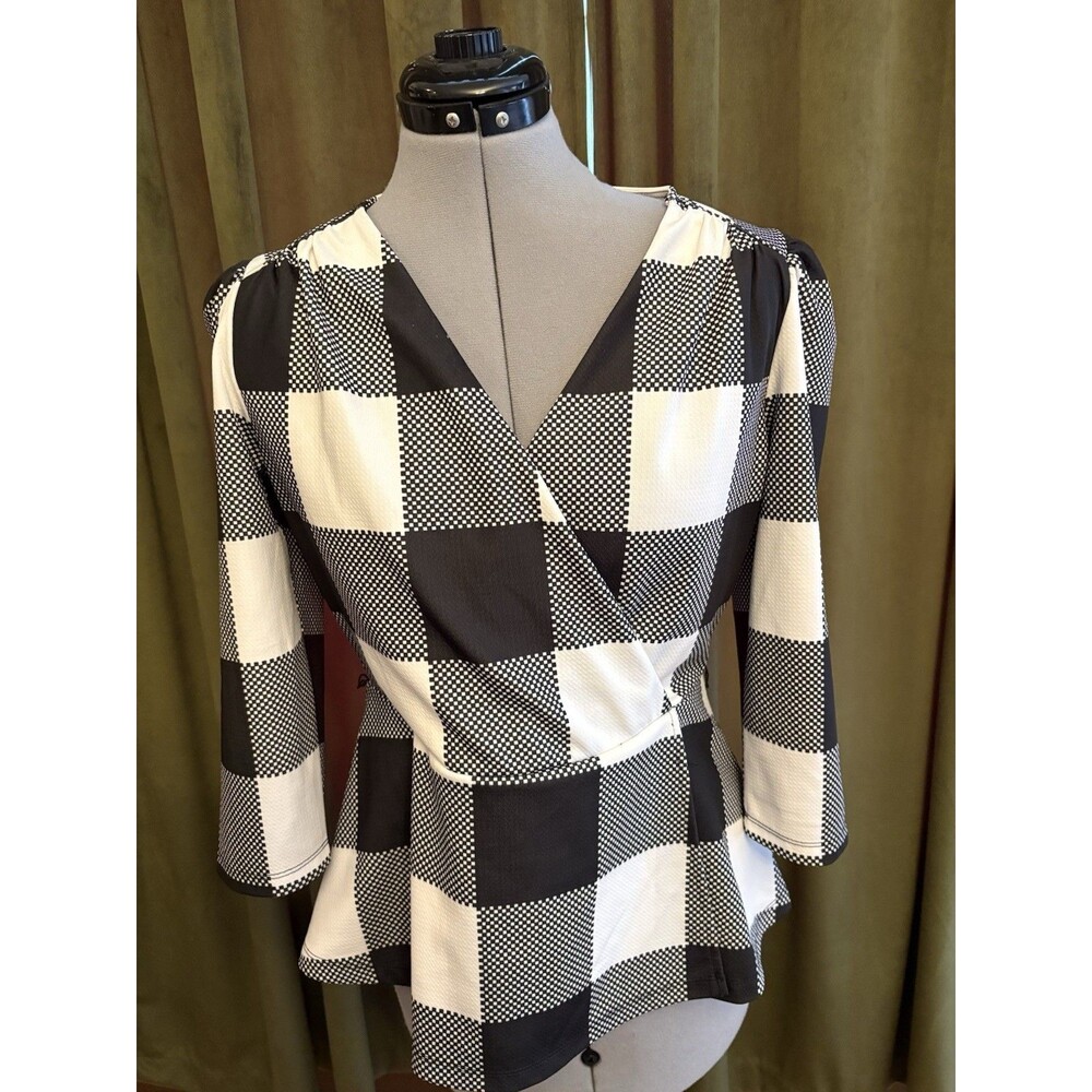 7th Avenue SZ Small Women’s Black & White Buffalo Plaid V-Neck Mock Wrap Top